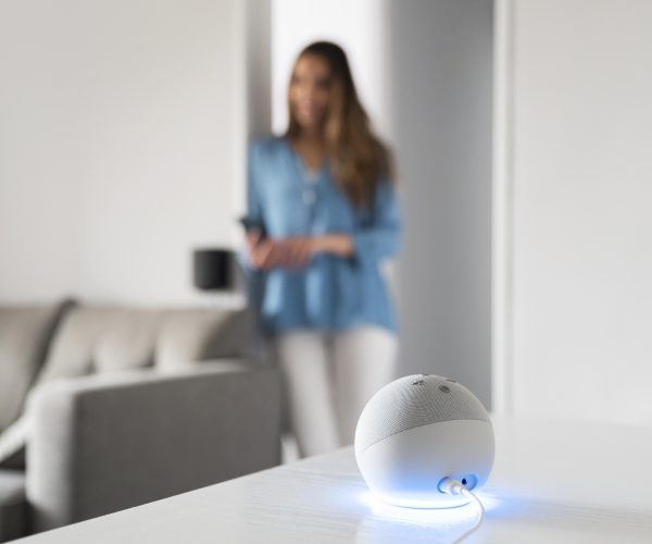 Okos izzó és fogyasztásmérő konnektor: hogyan teheted hatékonyabbá az otthonod működését